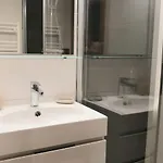 Magnifique Moderne A Pour 4 Pers Avec Wifi Et Parking - Fr-1-545-9 *