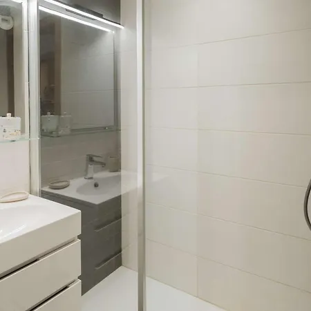 Magnifique Moderne A Pour 4 Pers Avec Wifi Et Parking - Fr-1-545-9 Daire Val Thorens
